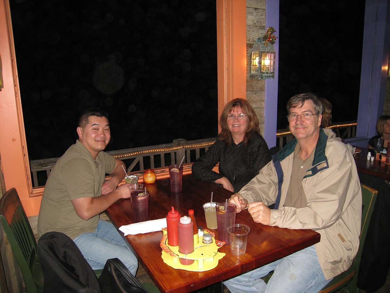 Vacation 2007-12 - Beaches Disney Hotels 0199.jpg - On the 2007-08 Florida vacation we visited beaches from Fort Myers to Sanibel Island sampling local food along the way. Green water and white sugar beaches! Arriving at Disney World we visited several of the theme resorts.